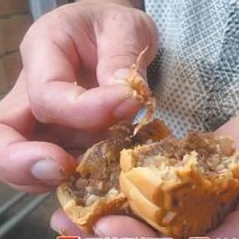 肉松饼竟是棉花做的?朋友圈这两天传疯了!真相原来是...